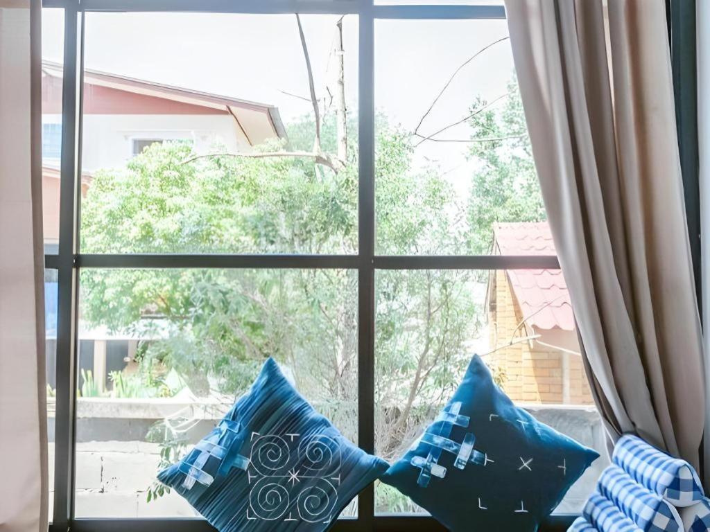 Hug Inn Phrae Exterior foto